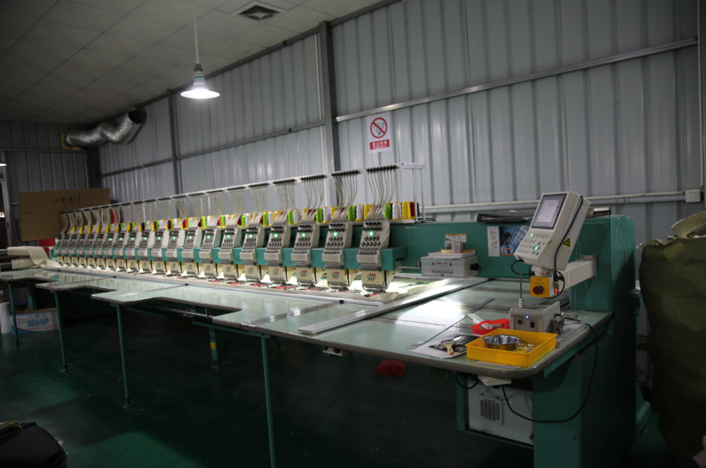 Computerized multi-head embroidery equipment